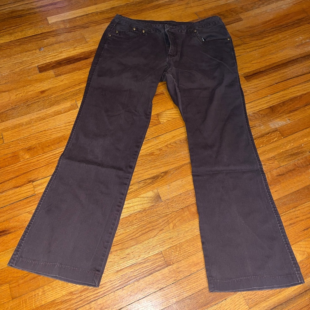 Bootleg jeans